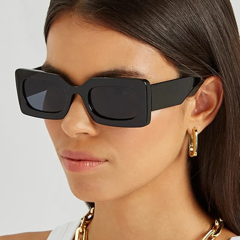 Women Summer Classics Sunglasses™